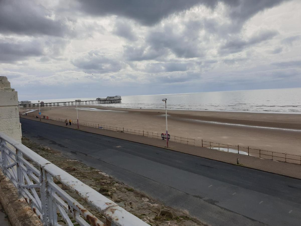 Lancaster Apartments Blackpool Buitenkant foto
